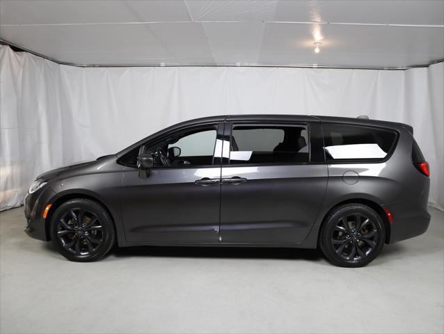 used 2018 Chrysler Pacifica car, priced at $21,974