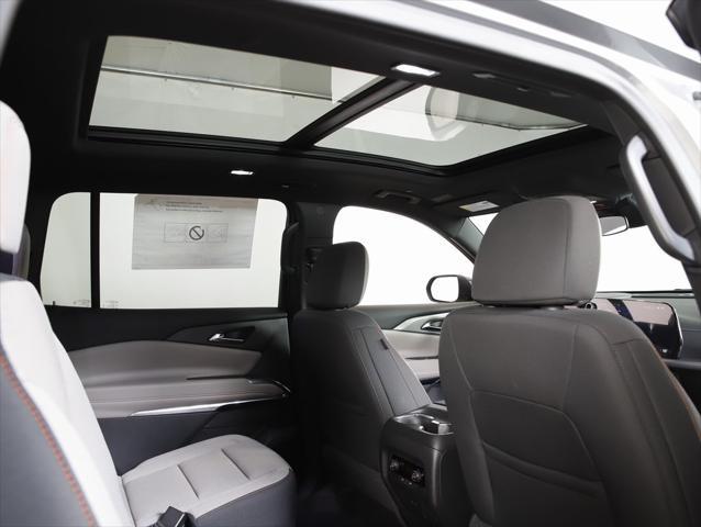 new 2025 Chevrolet Traverse car, priced at $44,995