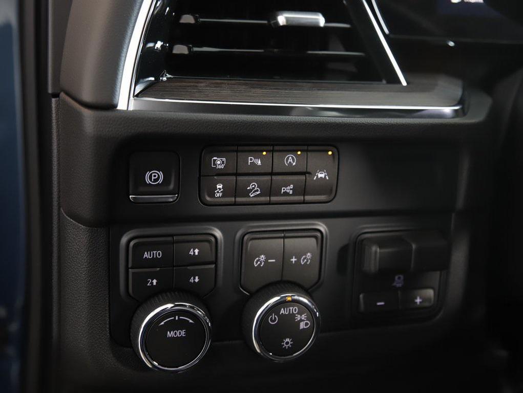 new 2026 Chevrolet Suburban car, priced at $66,585