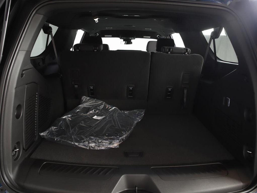 new 2026 Chevrolet Suburban car, priced at $66,585