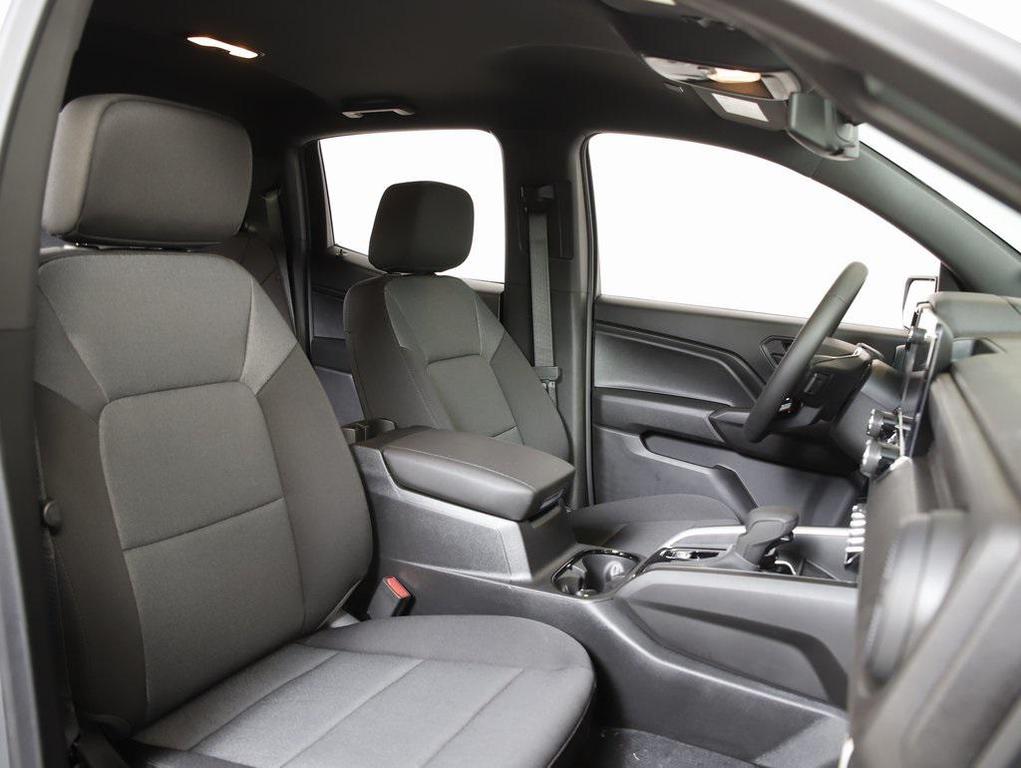 new 2026 Chevrolet Colorado car, priced at $33,725