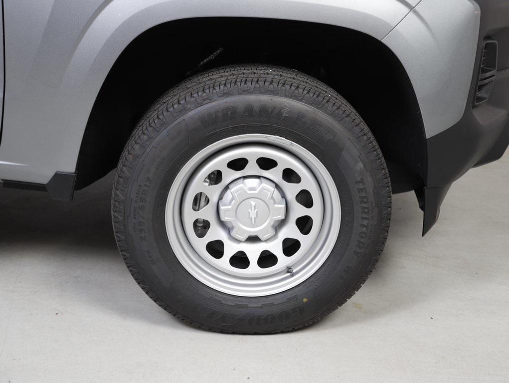 new 2026 Chevrolet Colorado car, priced at $33,725