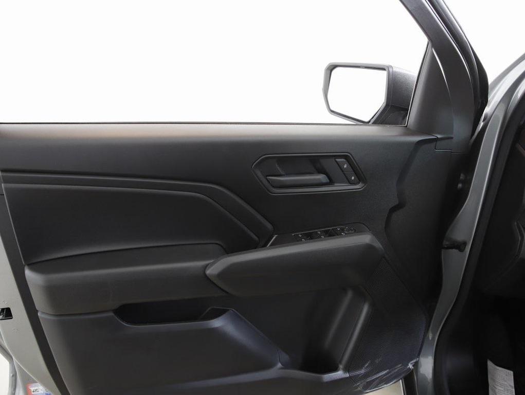 new 2026 Chevrolet Colorado car, priced at $33,725