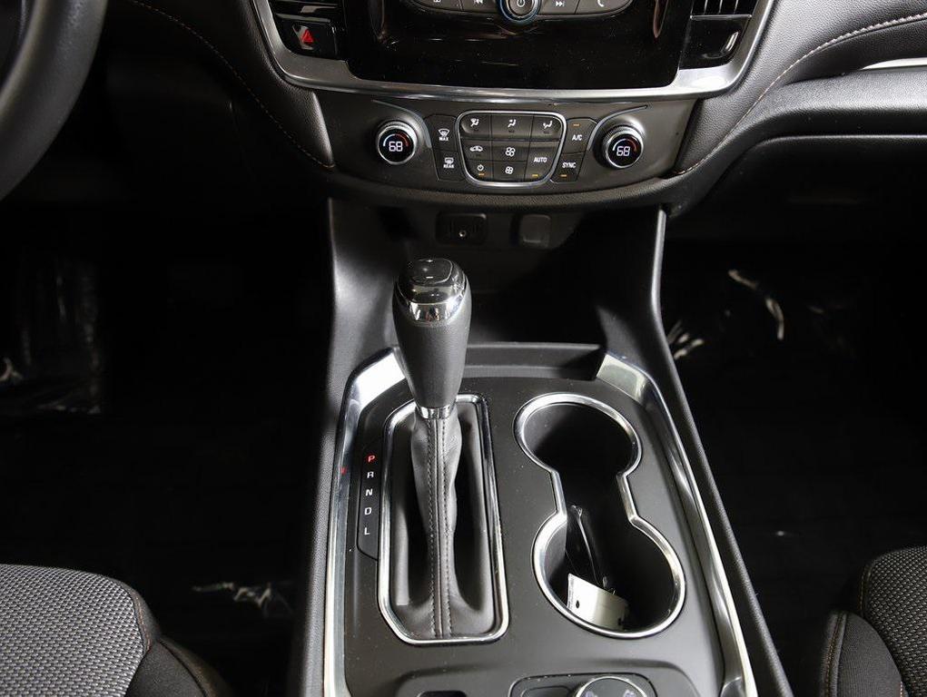 used 2020 Chevrolet Traverse car, priced at $21,487