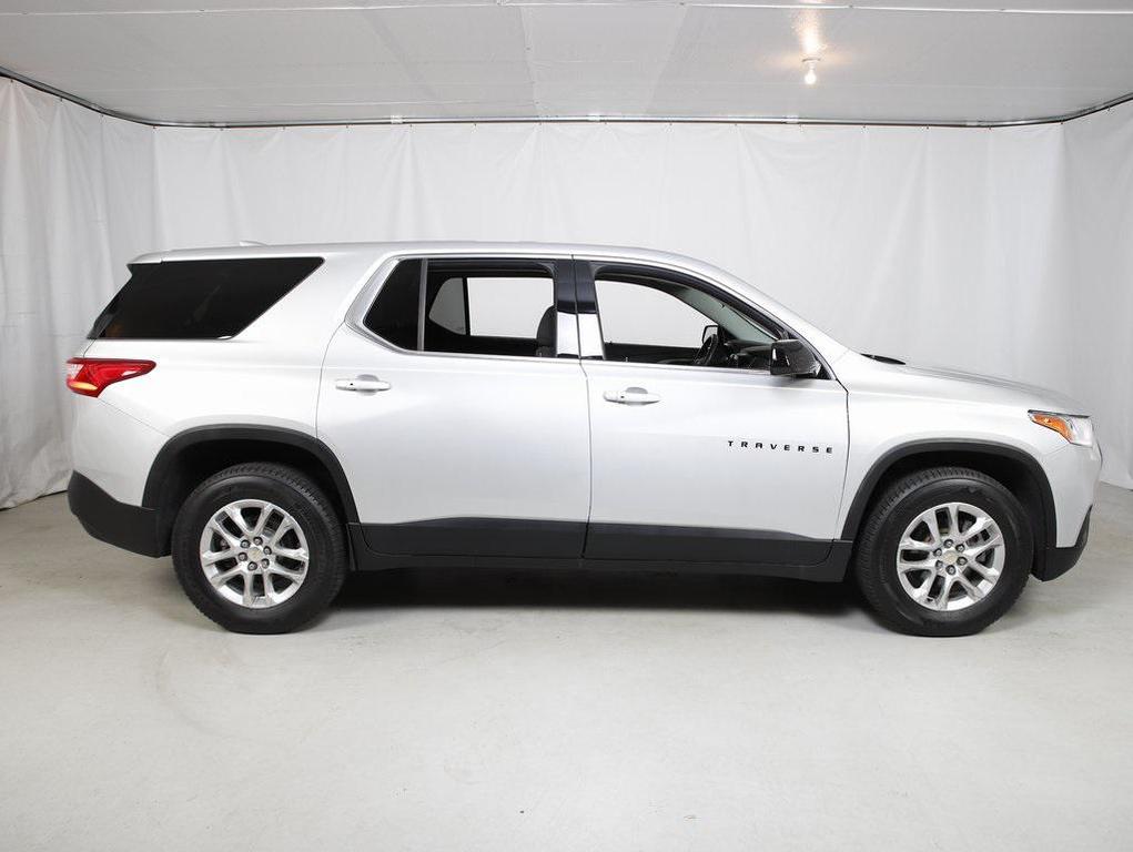 used 2020 Chevrolet Traverse car, priced at $21,487