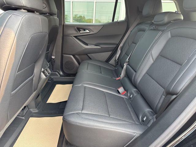 new 2026 Chevrolet Equinox car, priced at $35,285