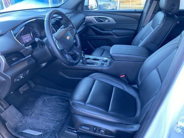 used 2023 Chevrolet Traverse car, priced at $31,500