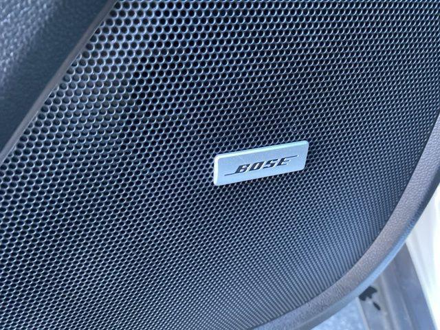 used 2023 Chevrolet Traverse car, priced at $31,500