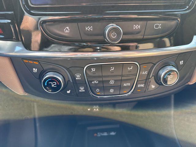 used 2023 Chevrolet Traverse car, priced at $39,900