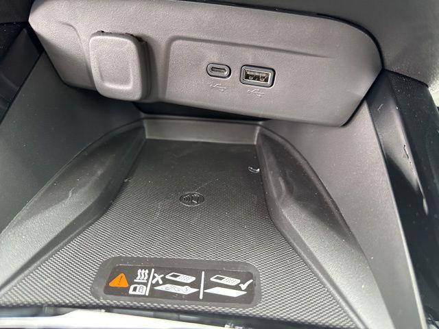 new 2025 Chevrolet Trax car, priced at $27,335
