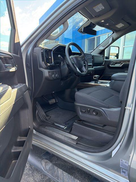 used 2023 Chevrolet Silverado 1500 car, priced at $46,900