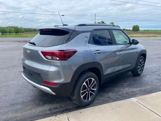 new 2025 Chevrolet TrailBlazer car, priced at $31,925
