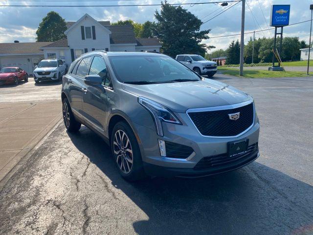used 2023 Cadillac XT5 car, priced at $39,900