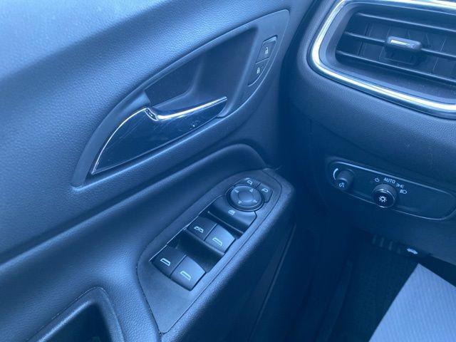 used 2024 Chevrolet Equinox car, priced at $25,900