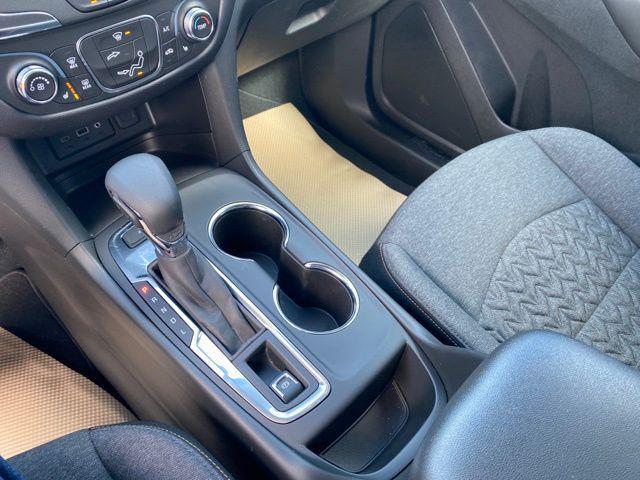 used 2022 Chevrolet Equinox car, priced at $25,500
