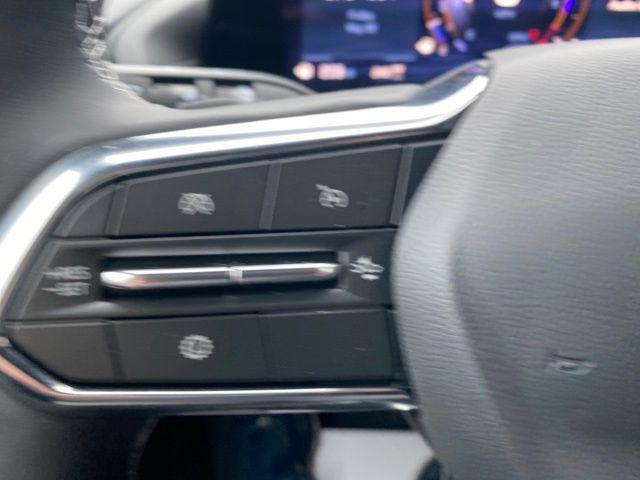 new 2025 Chevrolet Traverse car, priced at $45,540