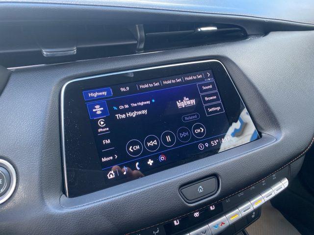 used 2023 Cadillac XT4 car, priced at $32,900