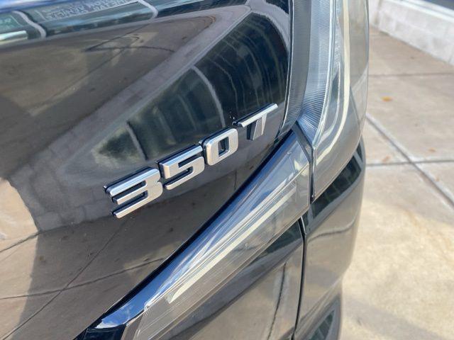 used 2023 Cadillac XT4 car, priced at $32,900