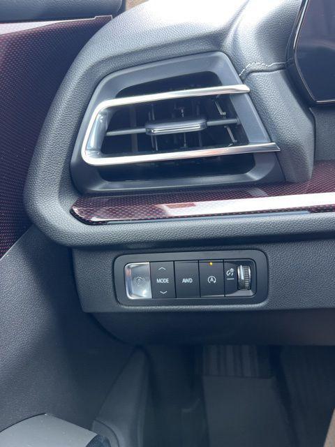 new 2026 Chevrolet Traverse car, priced at $52,445