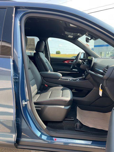 new 2026 Chevrolet Traverse car, priced at $52,445
