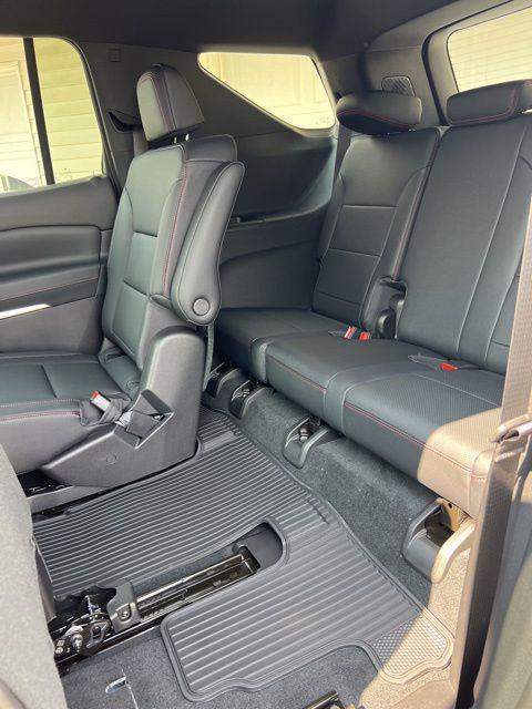new 2026 Chevrolet Traverse car, priced at $52,445