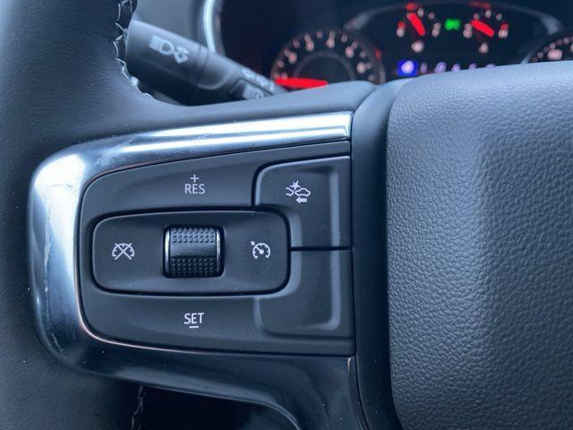 new 2025 Chevrolet Blazer car, priced at $45,510