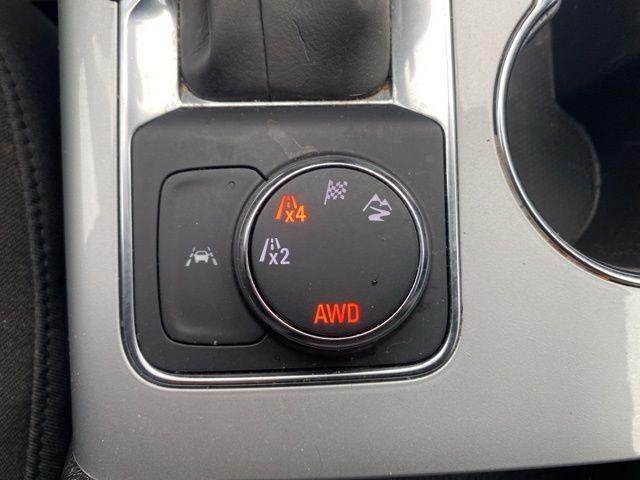 used 2024 Chevrolet Blazer car, priced at $31,900