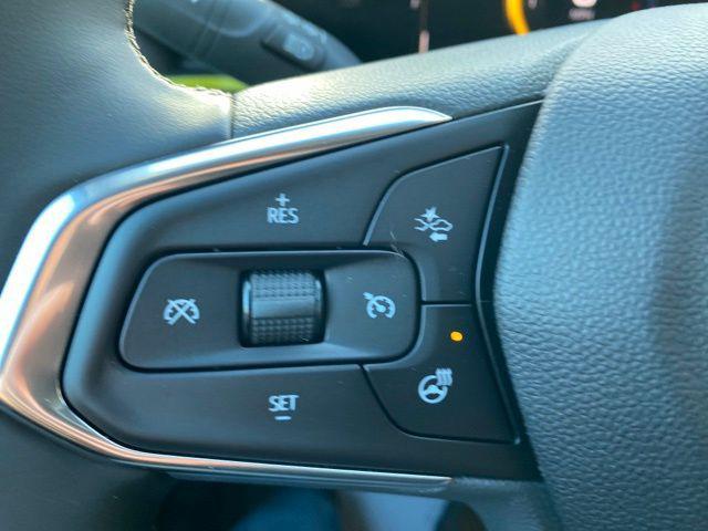new 2025 Chevrolet Trax car, priced at $25,240