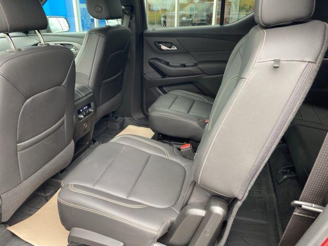 used 2023 Chevrolet Traverse car, priced at $30,900