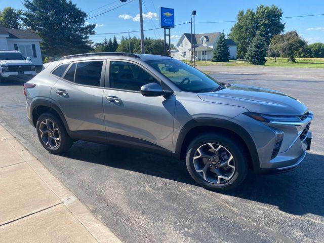 new 2025 Chevrolet Trax car, priced at $25,750