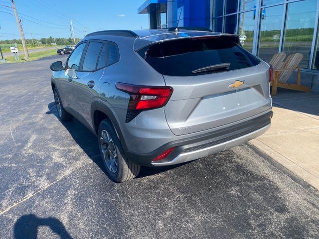 new 2025 Chevrolet Trax car, priced at $25,750