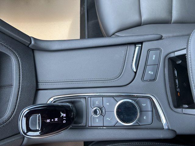 used 2023 Cadillac XT6 car, priced at $43,500