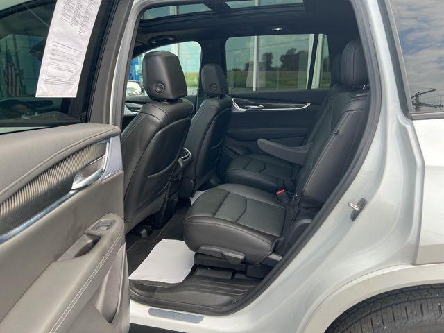 used 2023 Cadillac XT6 car, priced at $43,500