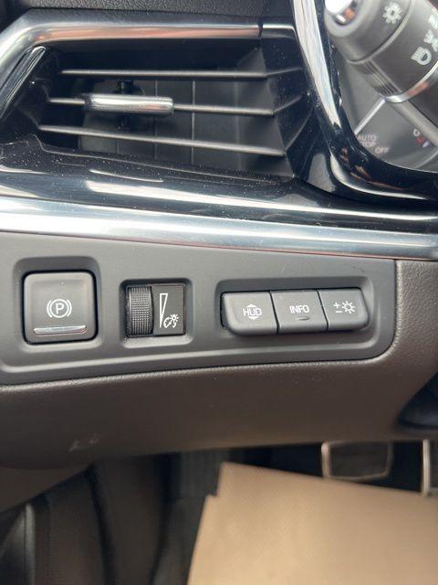 used 2023 Cadillac XT6 car, priced at $43,500