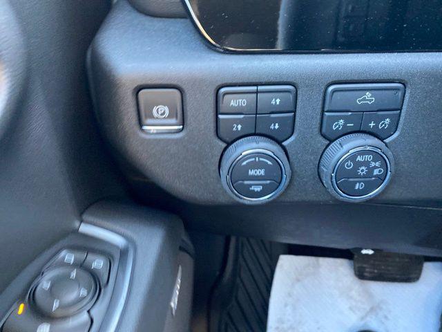 new 2025 Chevrolet Silverado 1500 car, priced at $59,885