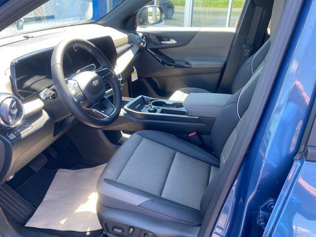 new 2026 Chevrolet Equinox car, priced at $34,045