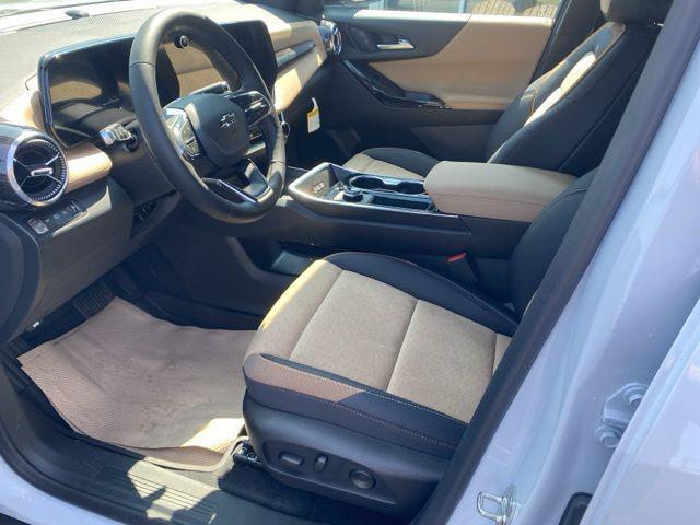 new 2026 Chevrolet Equinox car, priced at $39,610