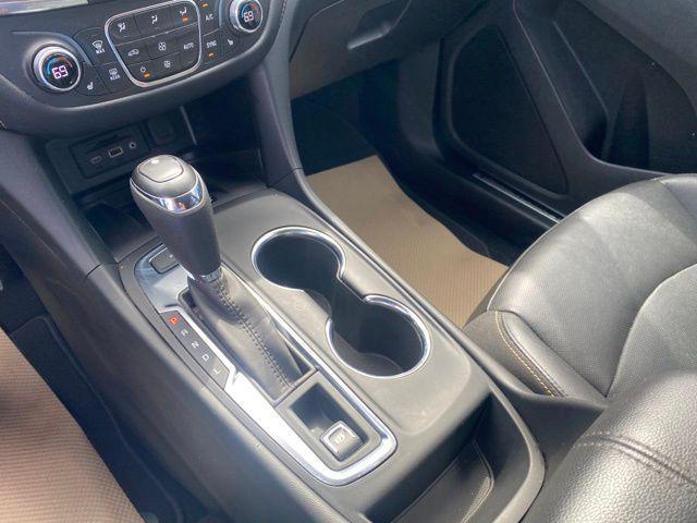 used 2021 Chevrolet Equinox car, priced at $23,800