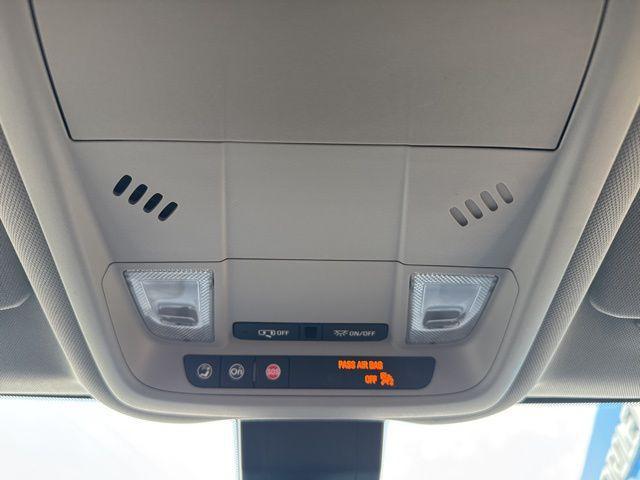 used 2022 Chevrolet Equinox car, priced at $23,900