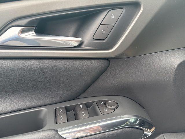 new 2025 Chevrolet Traverse car, priced at $44,695