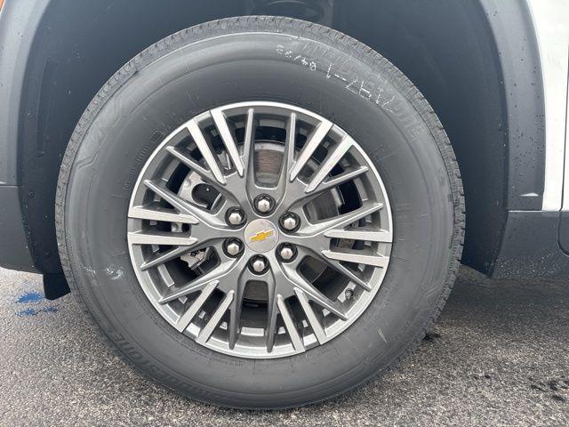 new 2025 Chevrolet Traverse car, priced at $44,695