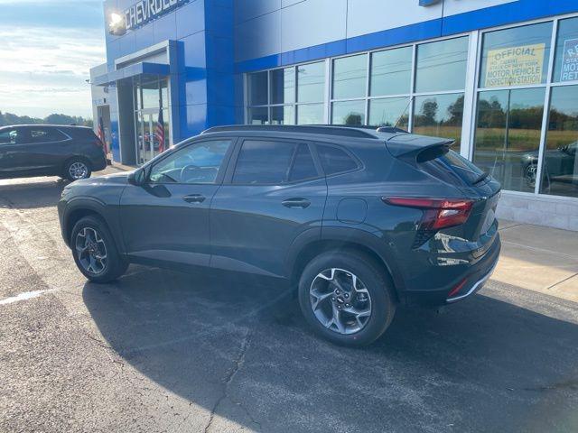 new 2025 Chevrolet Trax car, priced at $25,485