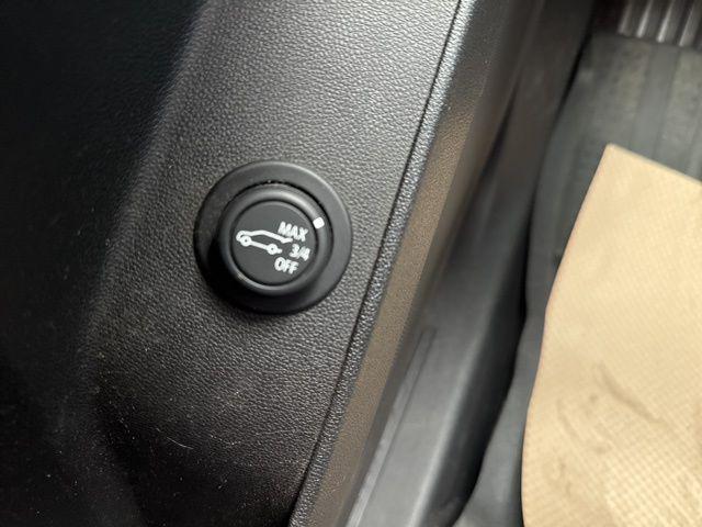 used 2020 Chevrolet Equinox car, priced at $17,500