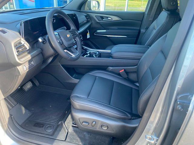 new 2025 Chevrolet Traverse car, priced at $46,045