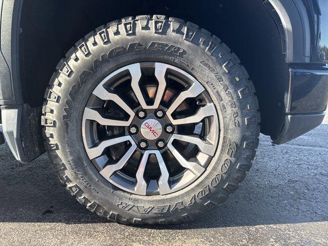 used 2022 GMC Sierra 1500 car, priced at $50,900