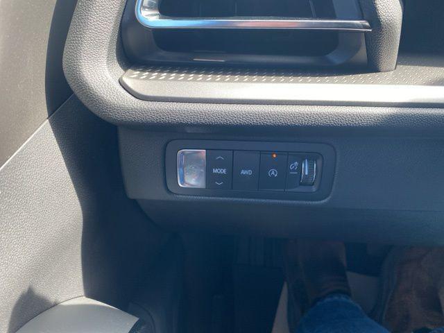 new 2026 Chevrolet Traverse car, priced at $46,345