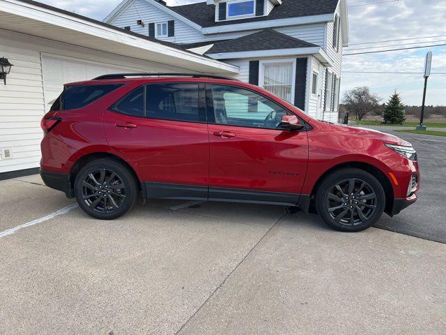 used 2022 Chevrolet Equinox car, priced at $25,500