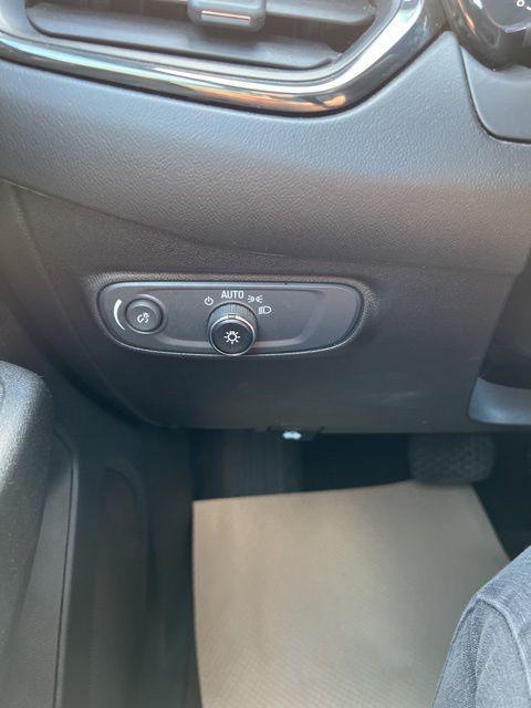 used 2022 Chevrolet Equinox car, priced at $25,500