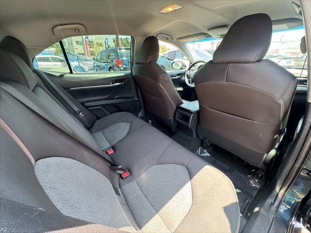 used 2018 Toyota Camry Hybrid car, priced at $14,495