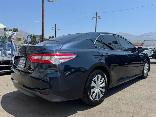 used 2018 Toyota Camry Hybrid car, priced at $14,495